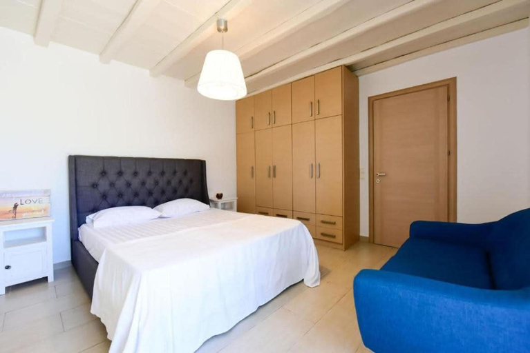 Bedroom 3, Indulge in Luxury - Danae s Oasis in Mykonos, South Aegean