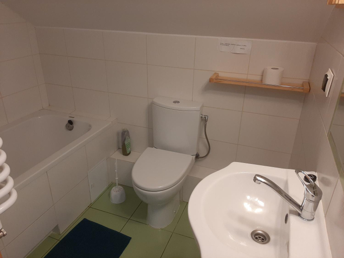 Bathroom 2, Agroturystyka w Dolinie Stawow, Puławy