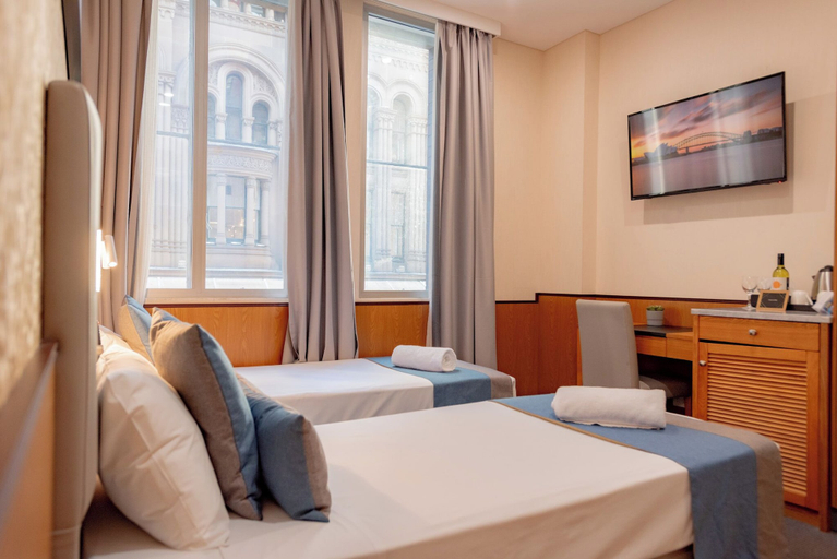 Bedroom 3, YEHS Hotel Sydney QVB, Sydney