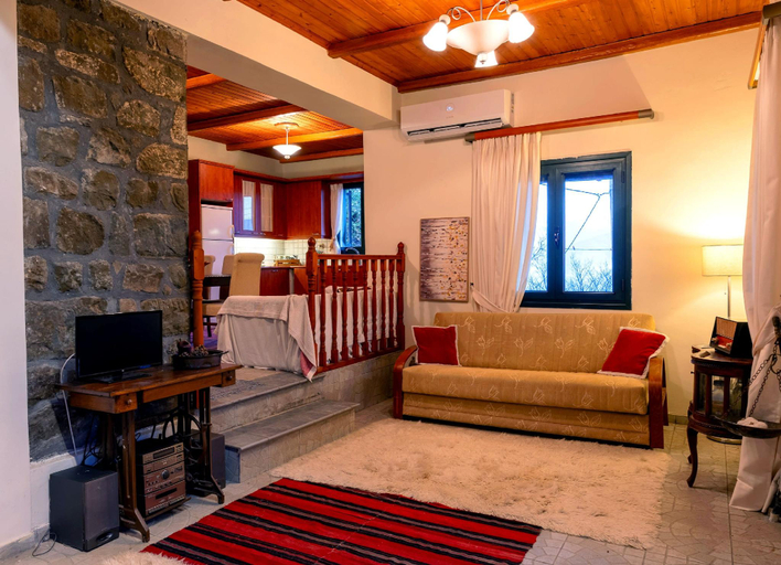 Others 5, Marianda s House - Mountain Views Rustic Charm, Central Greece