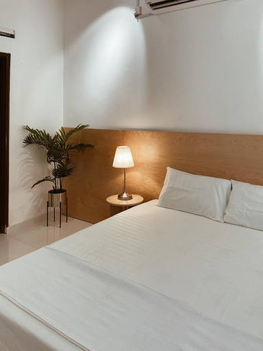 Bedroom 18