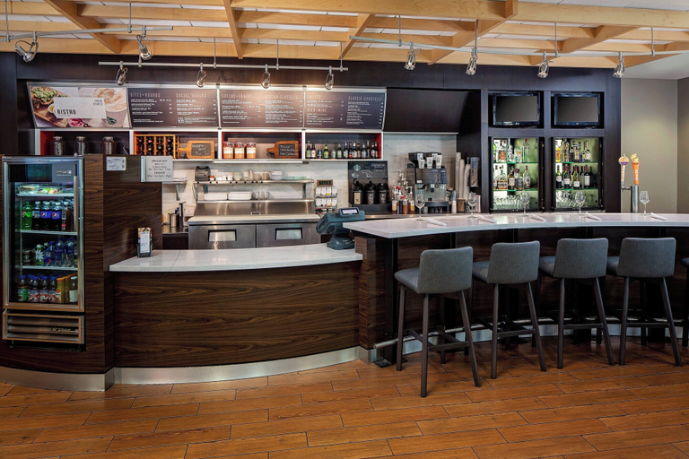 Food & Drinks 5, Courtyard by Marriott Fort Lauderdale North/Cypress Creek, Broward