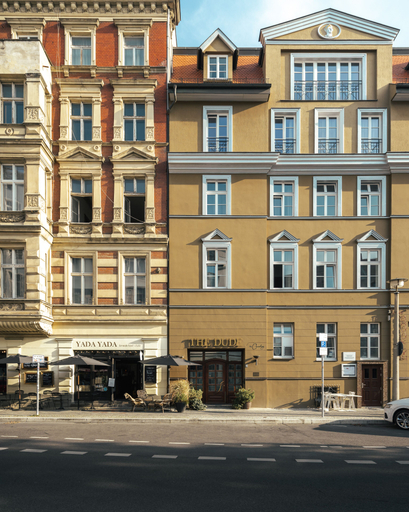 Exterior & Views 1, Bob W Mitte, Berlin