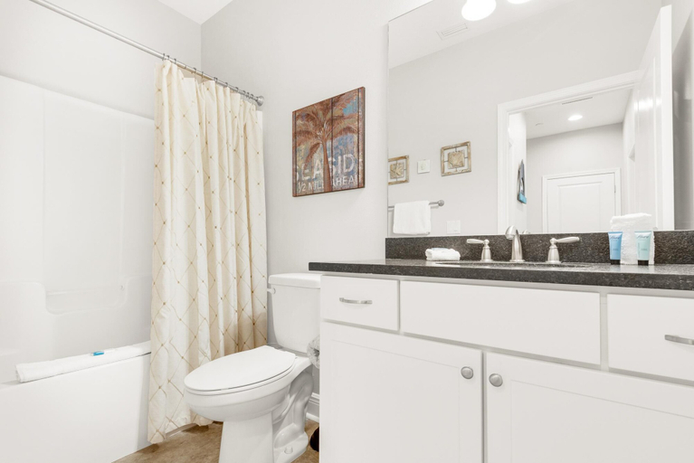 Bathroom 4, Vitamin Sea, Okaloosa