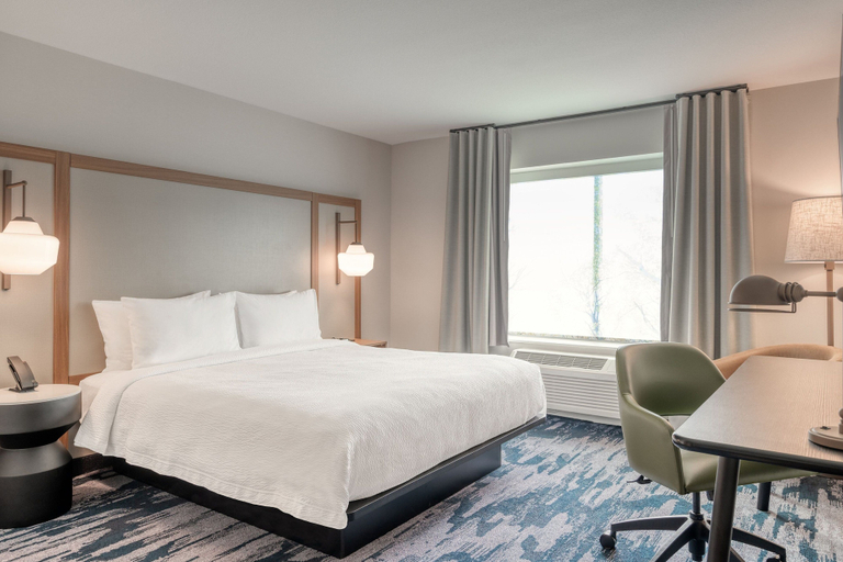 Bedroom 3, Fairfield Inn & Suites Whitestown Indianapolis NW, Boone