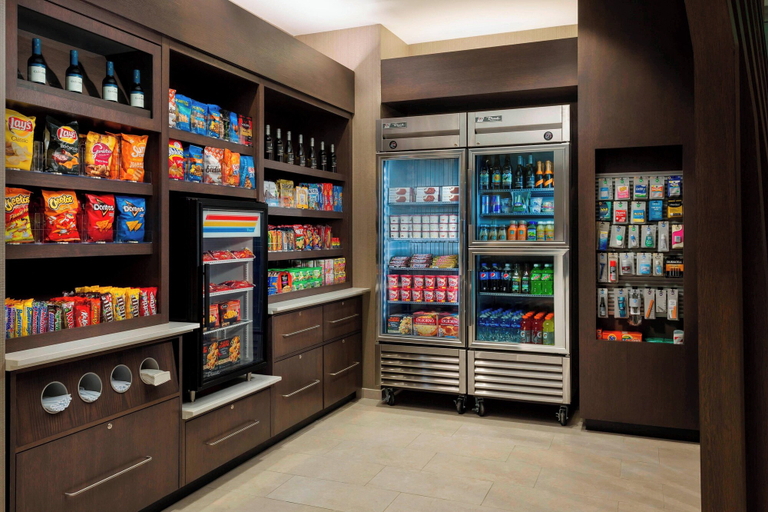 Food & Drinks 4, SpringHill Suites by Marriott Belmont Redwood Shores, San Mateo