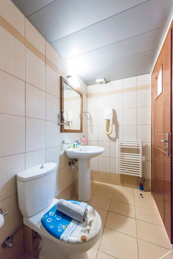 Bathroom 4, Akroyali Hotel & Villas, Peloponnese