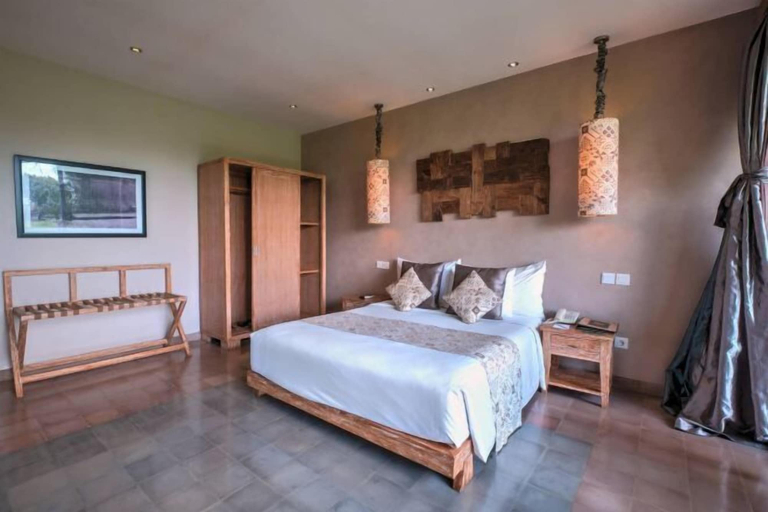 Bedroom 16