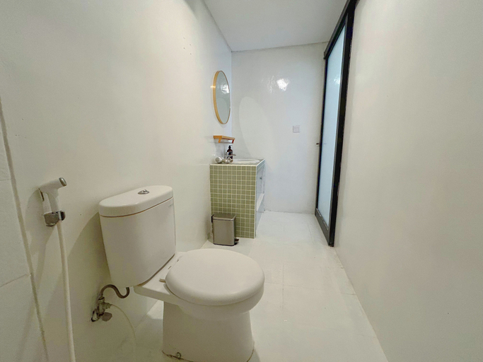 Bathroom 6
