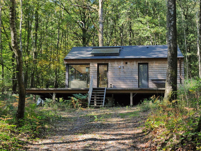 Exterior & Views 2, Chalet in Oignies near French Border, Namur