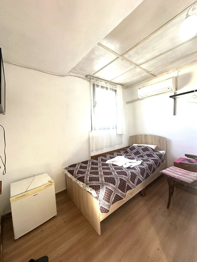 Bedroom 3, Kont Pansiyon, Antalya