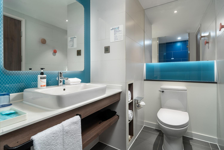 Bathroom 1