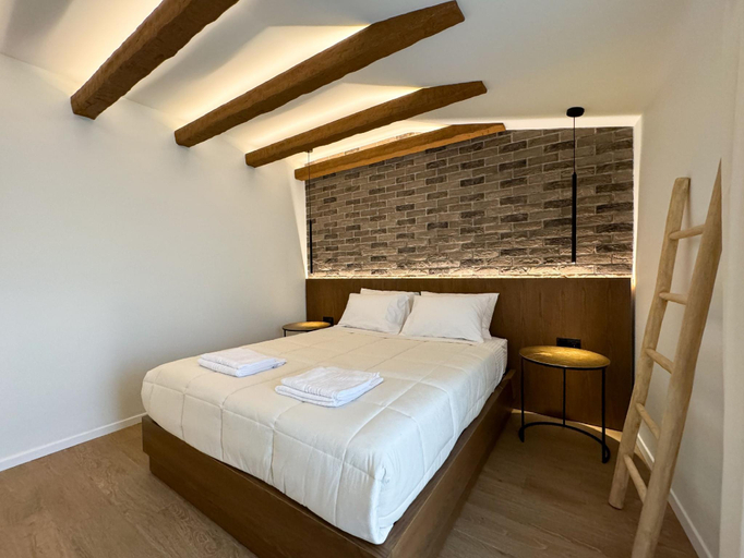 Bedroom 3, Naoussa Downtown Suite - Indulge in Luxury, Central Macedonia