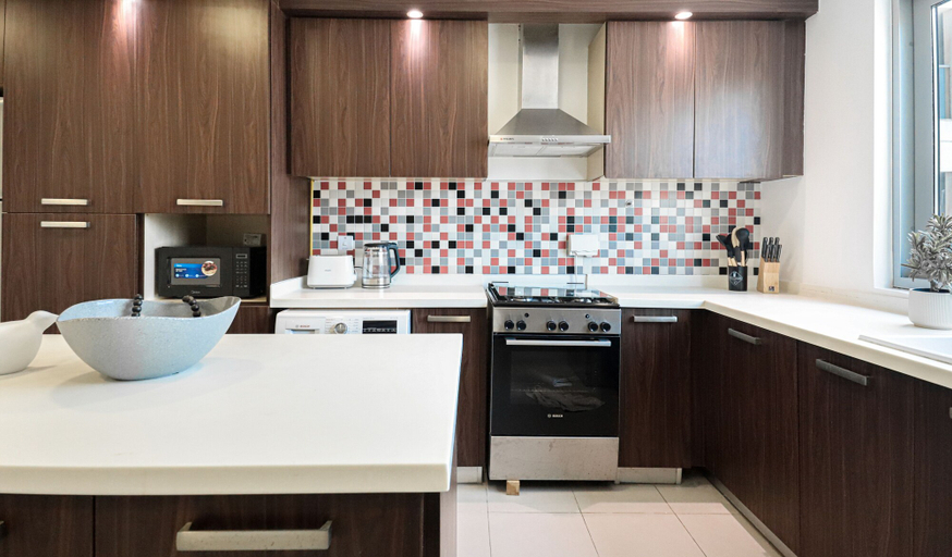 Others 4, HiGuests - Azure Residences, Dubai