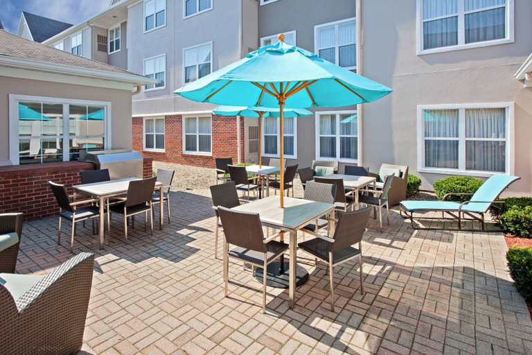 Food & Drinks, Residence Inn By Marriott Chicago Southeast Hammond, Lake