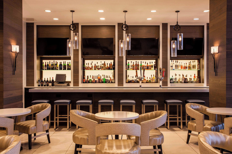 Food & Drinks 5, Sheraton Norfolk Waterside Hotel, Norfolk
