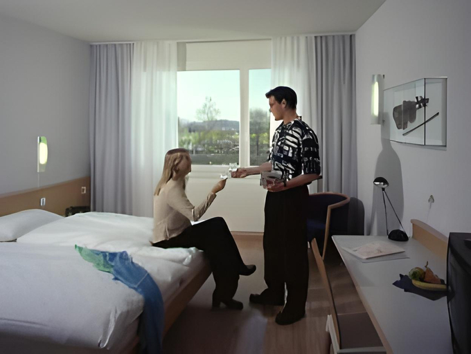 Bedroom 8