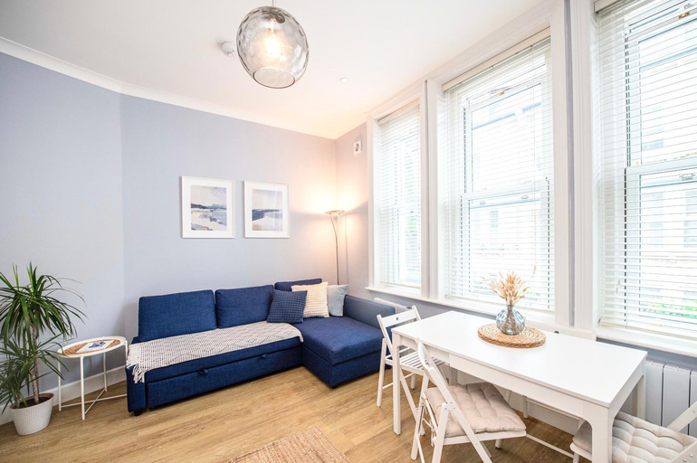 Others 5, Verulum Apartments - by Coastline Retreats - Beautifully Designed Luxury Town Centre Apartments - 5 , Bournemouth