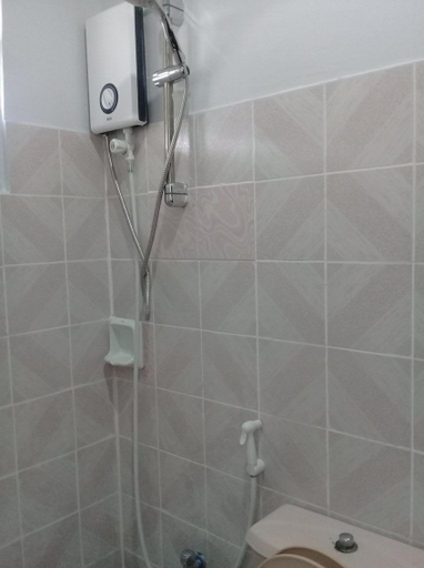 Bathroom 5, Cave Beach Resort Boutique Luxury Accomodation, Dingalan