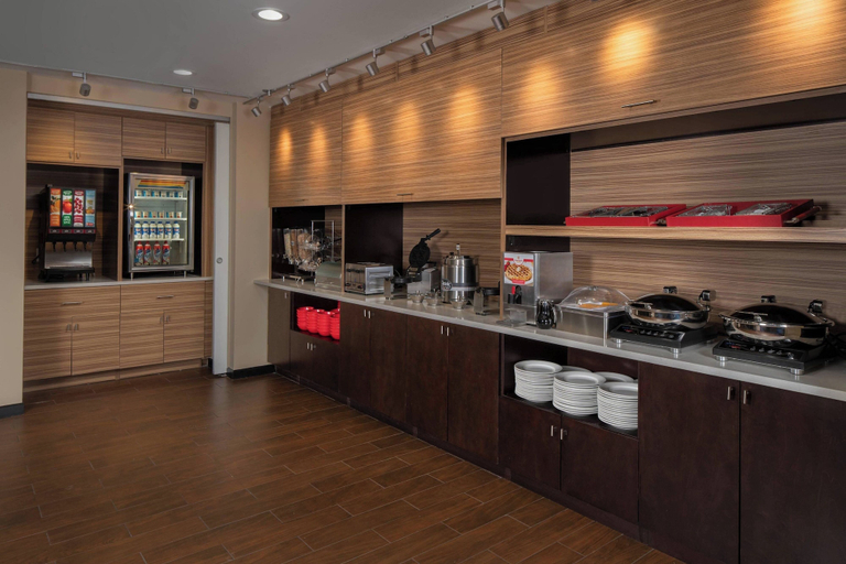 Food & Drinks 5, TownePlace Suites by Marriott Clarksville, Montgomery