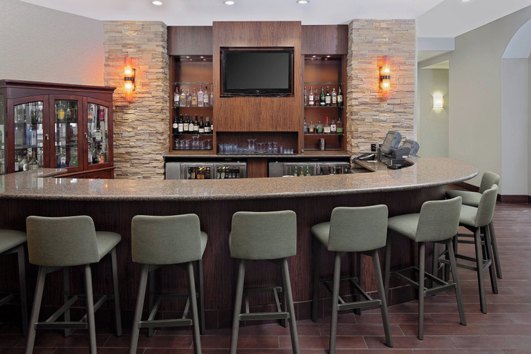 Food & Drinks 5, Courtyard Houma, Terrebonne