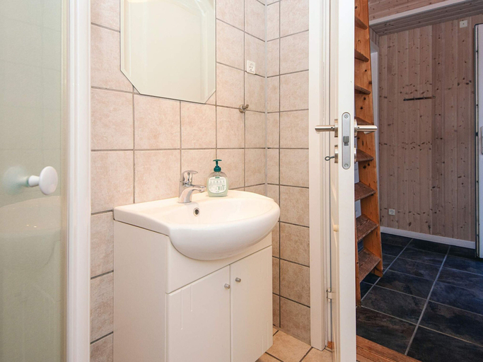 Bathroom 3, 5 Star Holiday Home in Tarm, Ringkøbing-Skjern