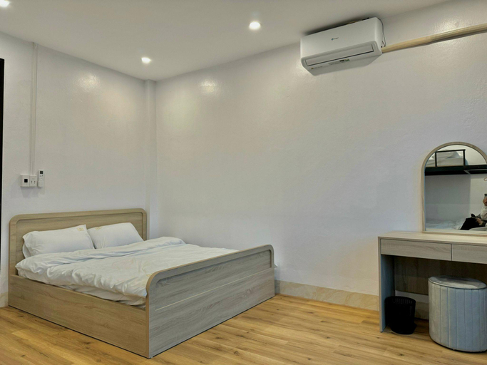 Bedroom 24