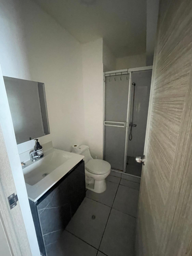 Bathroom, Habitacion con vista al mar con 1 cama de 2 plazas dentro de dpto, Lima