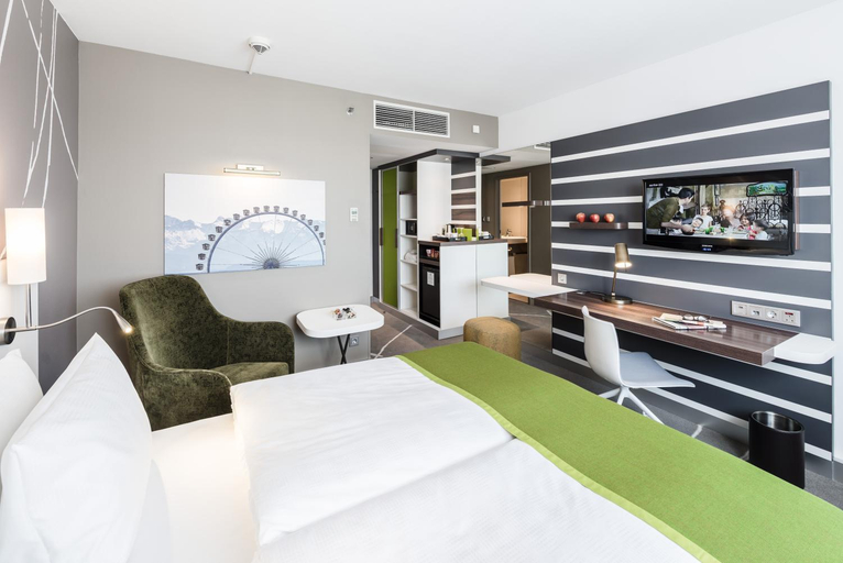Bedroom 18