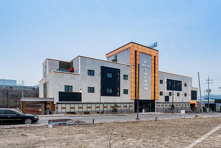 Exterior & Views 2, Theban Hotel, Chungju