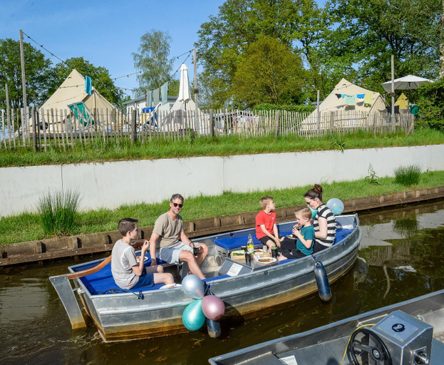 Others 4, Vakantiepark Molke, Wierden