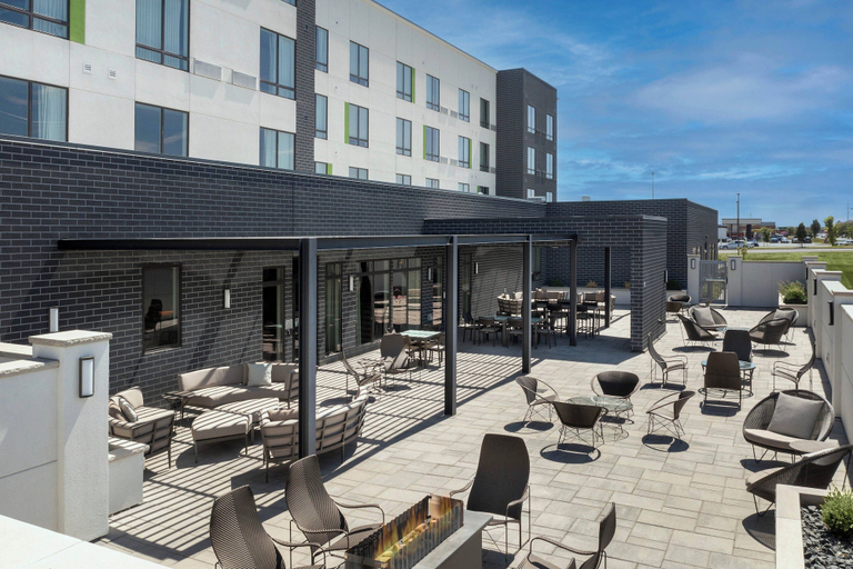 Food & Drinks 5, Courtyard by Marriott Fargo, Cass