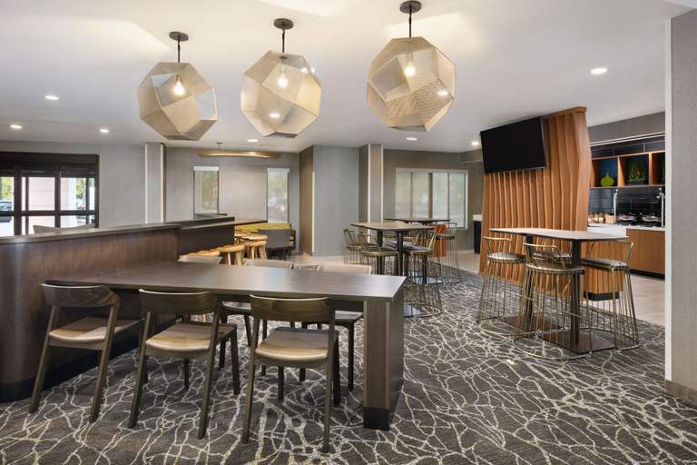 Food & Drinks 5, Springhill Suites By Marriott Newnan, Coweta