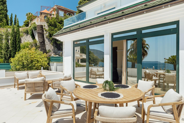 Balcony/terrace 3, Villa Swisslion