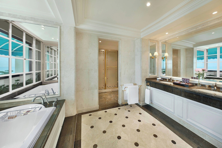 Bathroom 9