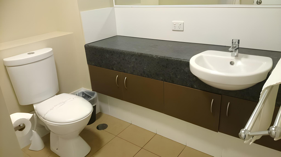 Bathroom 8