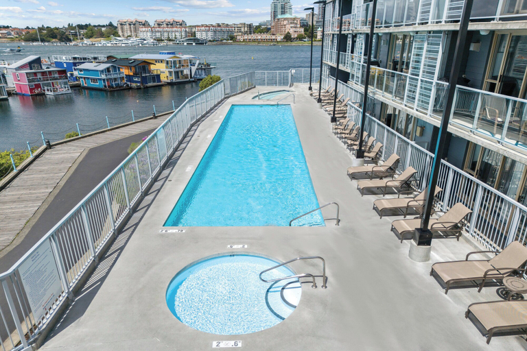 Sport & Beauty 5, WorldMark Victoria, Capital