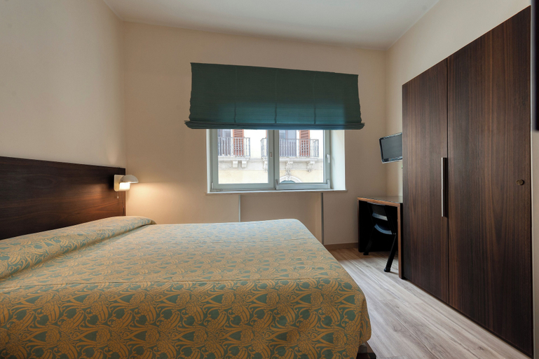 Bedroom 4, Barsotti Hotel, Brindisi