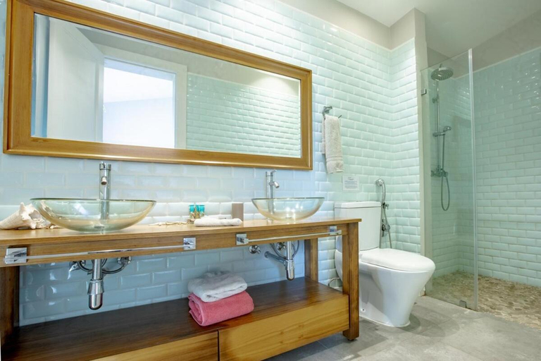 Bathroom 4, Villa #35 - Blue Venao, Playa Venao, Pedasí