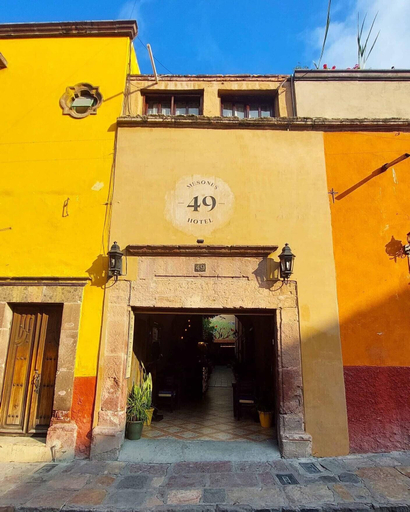 Exterior & Views 2, Hotel Mesones 49, Allende