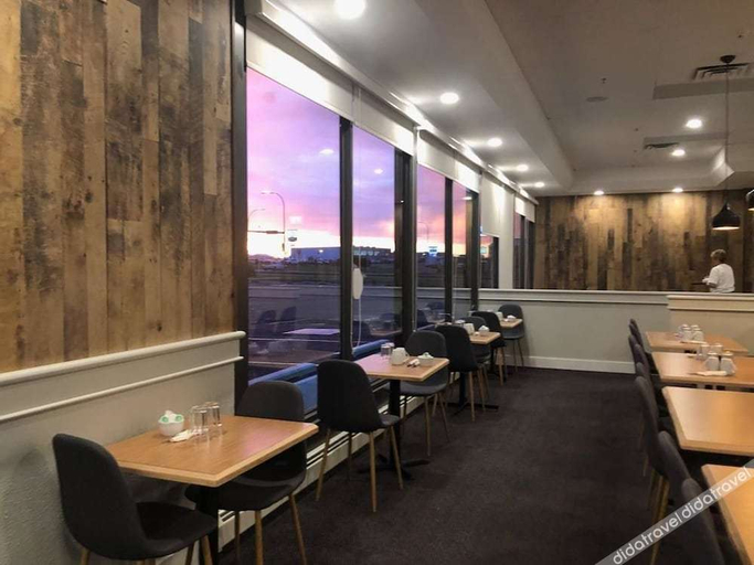 Food & Drinks 4, Camrose LeChateau Hotel, Division No. 10