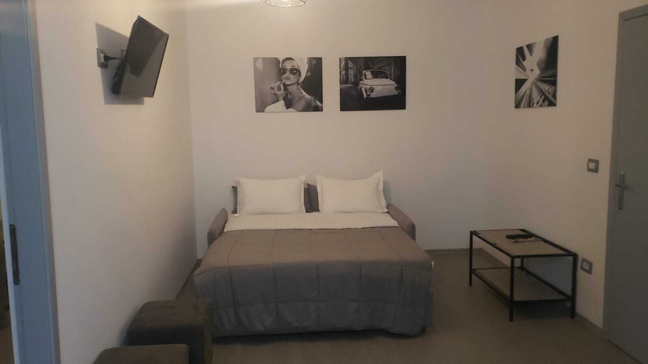 Bedroom 3, Hotel Antigone, Tirana