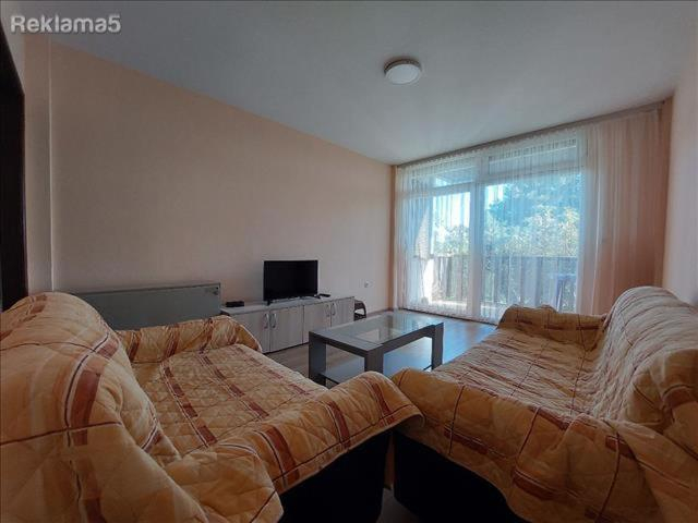 Others 3, Hostel Kuzmanovski