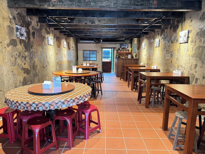 Food & Drinks, Central Alley 41, Taoyuan