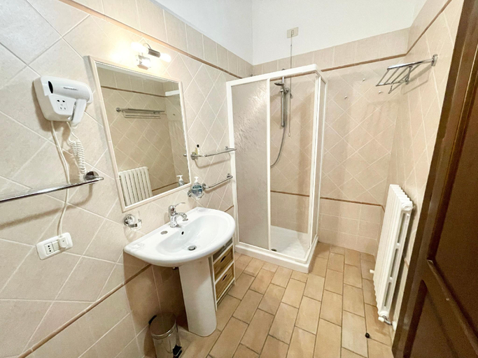 Others 5, Ab Fab villa with pool, huge grounds, mediation park, child activity park - exc, Perugia