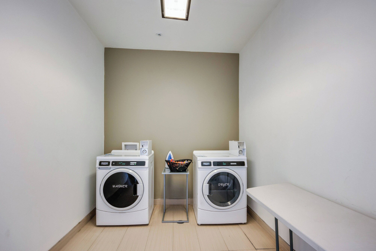 Bathroom 4, SpringHill Suites by Marriott Enid, Garfield
