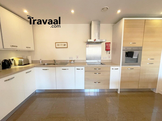 Others 4, Travaal - 2 Bed Serviced Apartment Farnborough, Hampshire