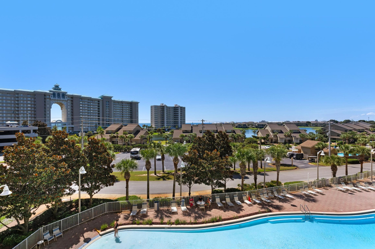 Exterior & Views 2, Ariel Dunes II 402, Walton