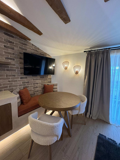 Others 5, Naoussa Downtown Suite - Indulge in Luxury, Central Macedonia