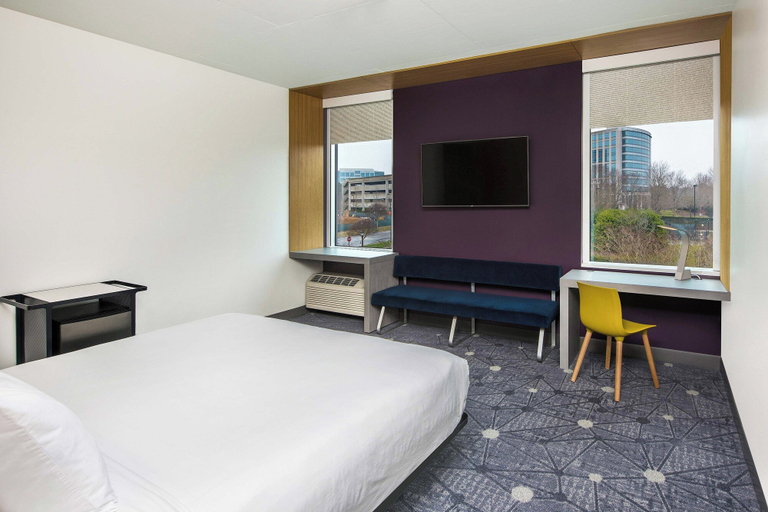 Bedroom 4, Aloft by Marriott Charlotte Ballantyne, Mecklenburg